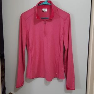 Light weight long sleeve work out top.